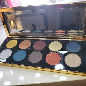 SOLD:Pat McGrath Star Wars Decadence Eyeshadow